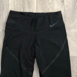 NIKE Women’s Dri Fit full length yoga pants